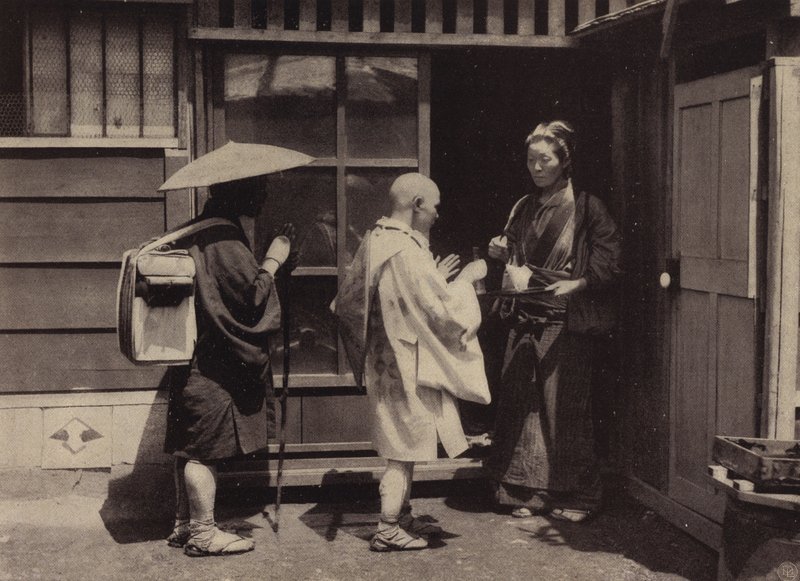 Kioto, pyhiinvaeltajat (s/w-kuva) tekijältä European Photographer