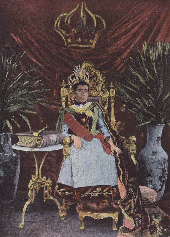 La Reine Ranavalona Manjaka III tekijältä European Photographer