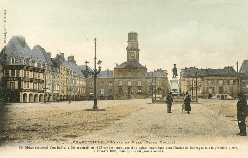 Charleville, kaupungintalo, Place Ducale tekijältä French Photographer