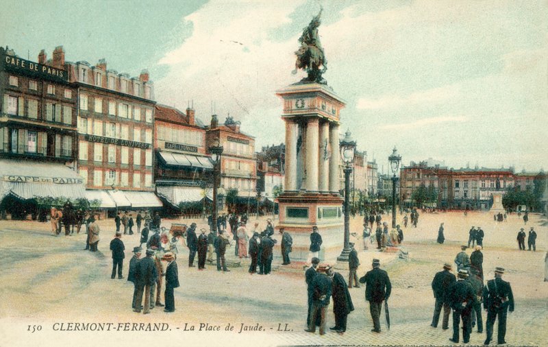 Clermont-Ferrand, Place De Jaude tekijältä French Photographer