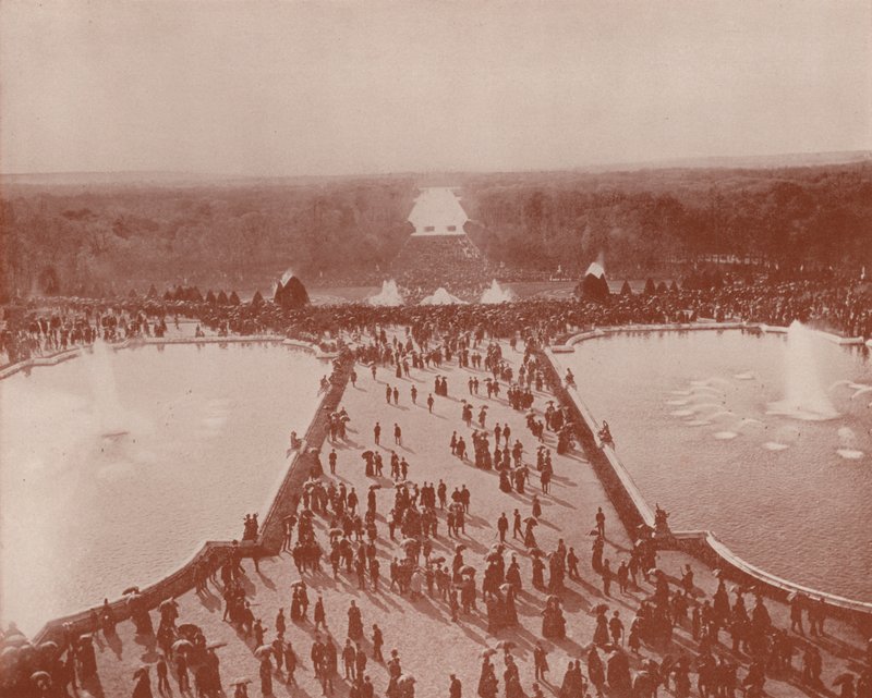 Yleinen näkymä palatsista Grandes Eaux