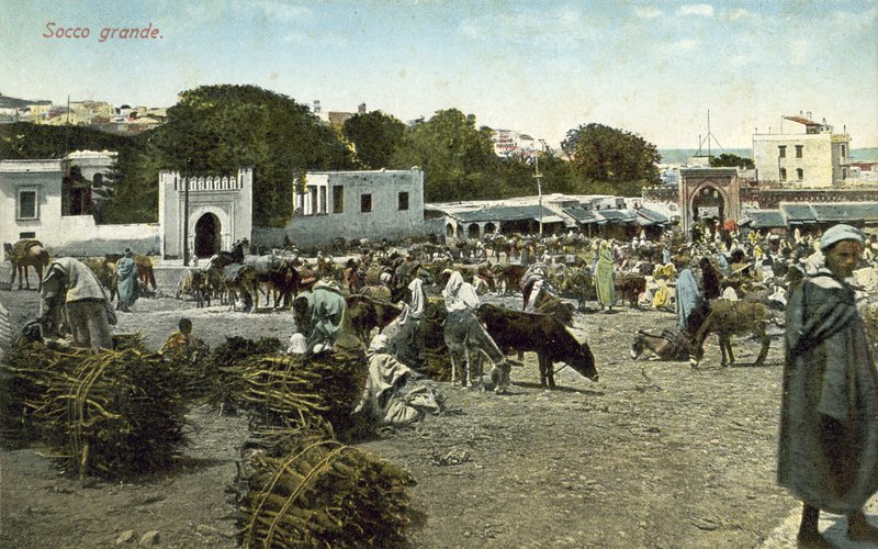Grand Socco, Tanger, Marokko (värikuva) tekijältä French Photographer