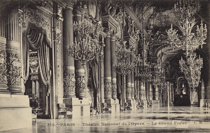 Theatre National de lOperan suuri aula, Pariisi tekijältä French Photographer