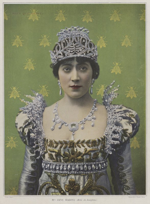 Jane Hading Josephinen roolissa Plus que Reinessä (värillinen kuva) tekijältä French Photographer