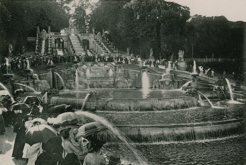 La Cascade le Jour des Grandes Eaux, Vesiputous, vesitöiden päivä (valokaiverrus) tekijältä French Photographer
