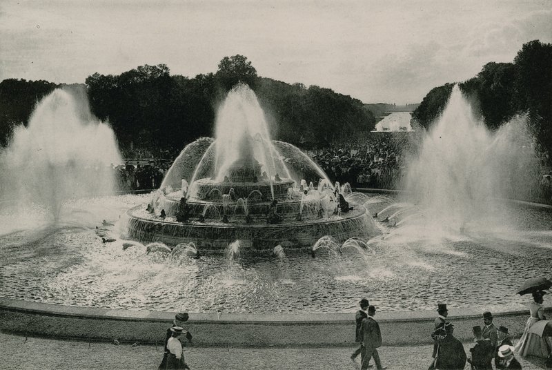 Latona-allas ja vihreä matto, Latonsin suihkulähde ja vihreä matto (valokaiverrus) tekijältä French Photographer