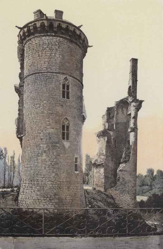 Mehun-sur-Yevre, linnan jäänteet, pohjoispuolella tekijältä French Photographer