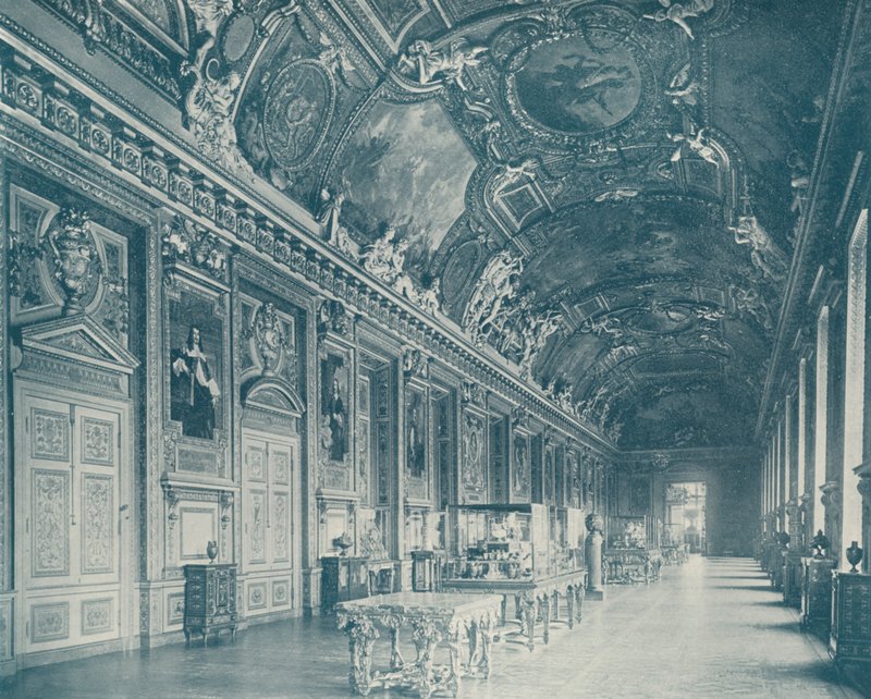 Pariisi: Apollon galleria, Louvre, pohjoiseen katsova (m/w kuva) tekijältä French Photographer
