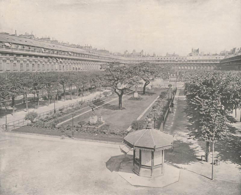 Pariisi: Palais Royalin puutarha (m/w kuva) tekijältä French Photographer
