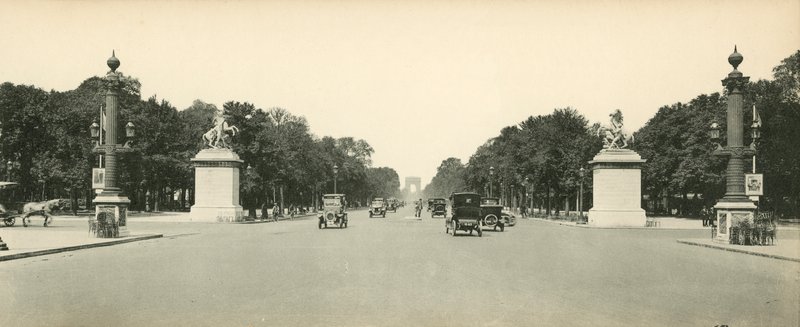 Pariisi, Avenue des Champs-Elyseesin näkökulma, Marlyn hevoset, Champs Elysees Avenue, Marly Horses tekijältä French Photographer