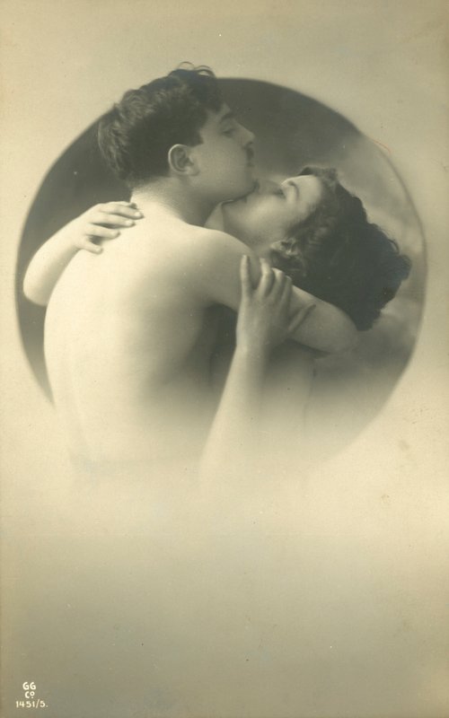 Intohimoinen syleily tekijältä French Photographer