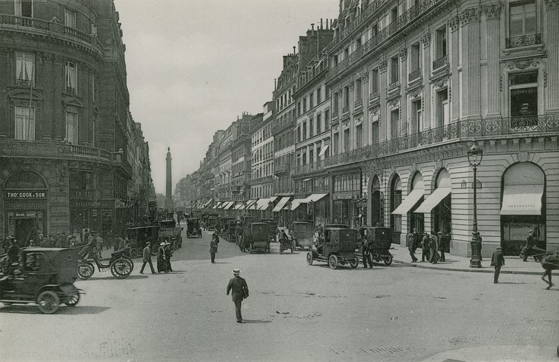 Näkökulma rauhan kadulle, perspektiivi rauhan kadulle (valokuvakaiverrus) tekijältä French Photographer