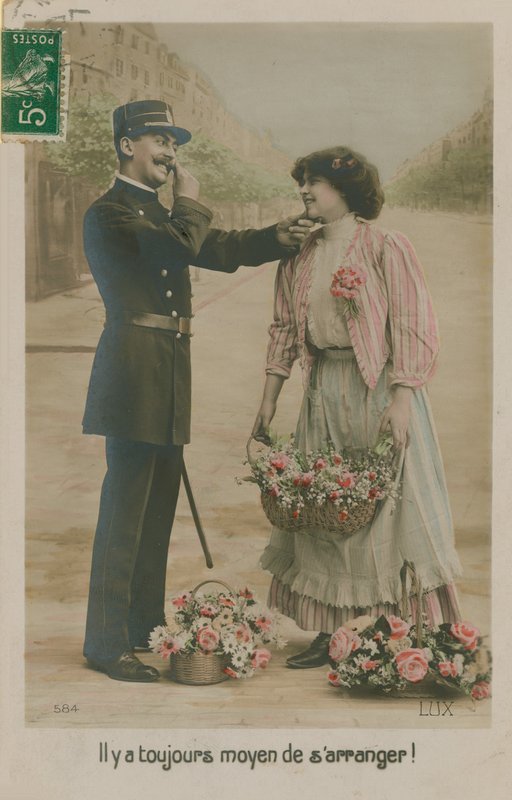 Postikortti ranskalaisesta poliisista kukkatytöllä, lähetetty vuonna 1913 (käsinvärinen kuva) tekijältä French Photographer