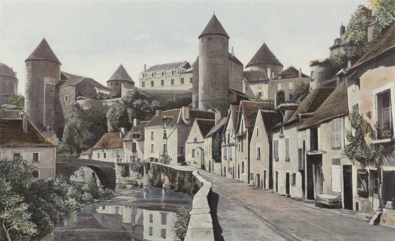 Semur, Näkymä Armanconin rannalta tekijältä French Photographer