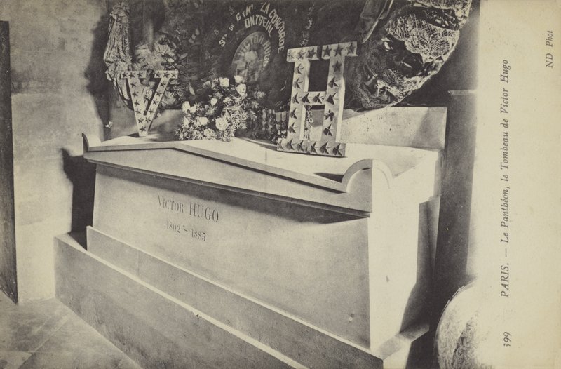Pantheon, Pariisi, Victor Hugon hauta (m/v kuva) tekijältä French Photographer