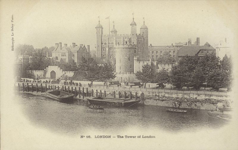 Lontoon Tower ja Thames-joki tekijältä French Photographer