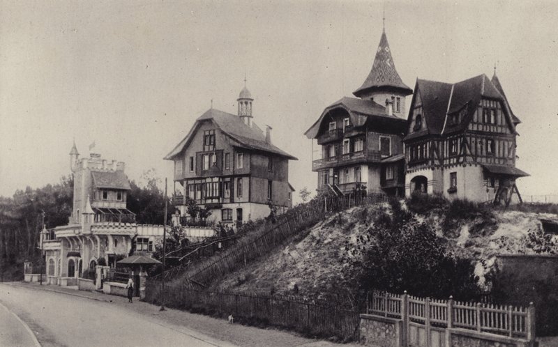 Village Suisse ja rue Saint-Jean, Le Touquet, vuonna 1893 tekijältä French Photographer