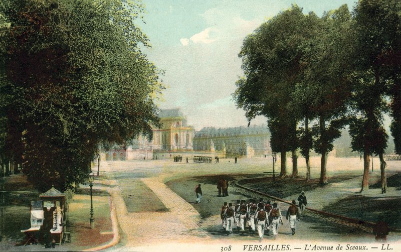 Versailles, Avenue De Sceaux tekijältä French Photographer