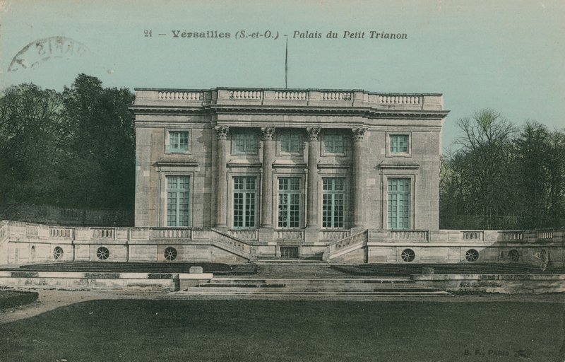 Versailles, Petit Trianonin palatsi. Postikortti lähetetty 1913. tekijältä French Photographer