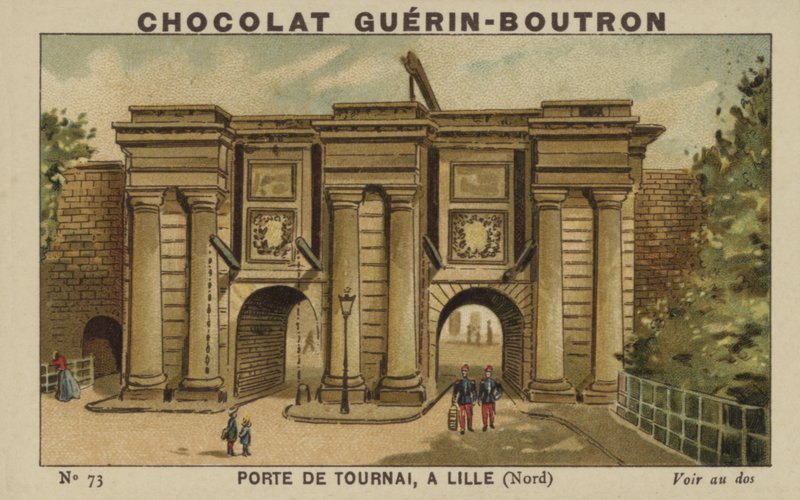 Huonekalut ja erilaiset esineet 1100- ja 1300-luvuilta tekijältä French School