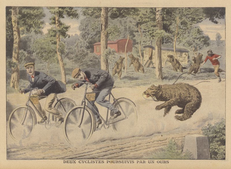 Kahta pyöräilijää jahtaamaan paennut karhu (väri litho) tekijältä French School