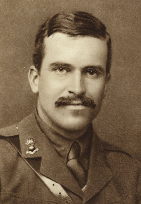 Donald Hankey (1884-1916), englantilainen sotilas ja kirjailija tekijältä George Charles Beresford