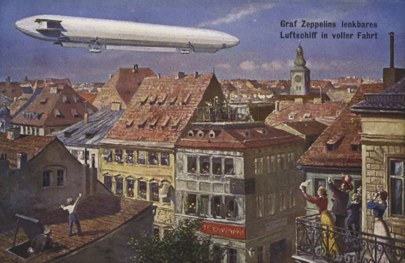Zeppelin-ilmalaiva lennossa tekijältä German School