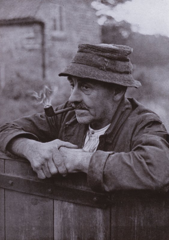 Kolme piirrosta vanhasta briarista (m/w kuva) tekijältä Harold Burdekin
