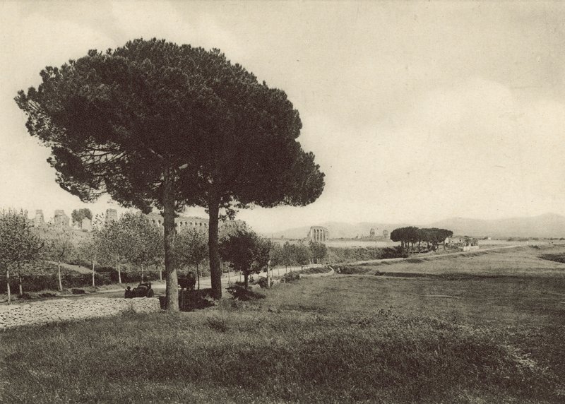Claudiuksen akvedukti uudella Appian tiellä tekijältä Italian Photographer