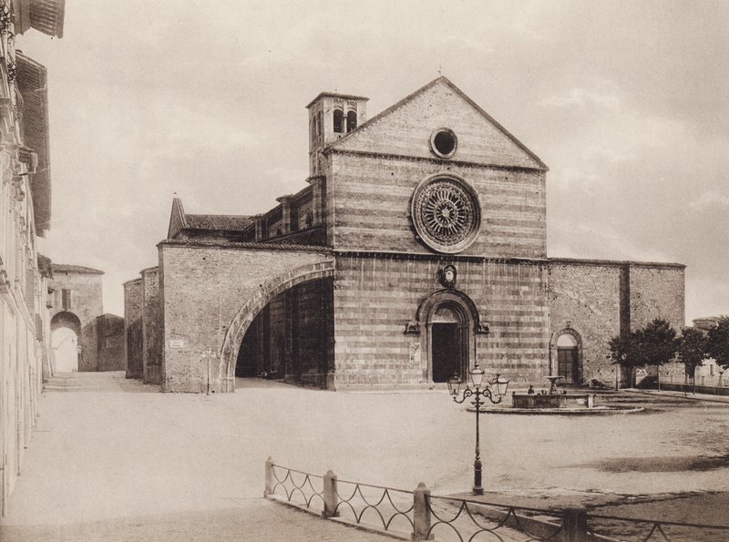 Assisi: S Chiaran kirkko ja luostari, Filippo da Campello (valkoinen kuva) tekijältä Italian Photographer