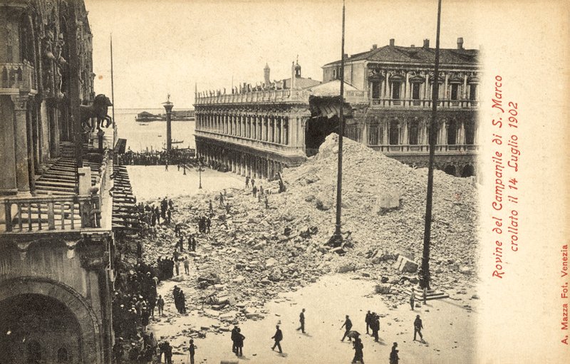 San Marcon Campanilen romahtaminen Venetsiassa 14. heinäkuuta 1902 tekijältä Italian Photographer