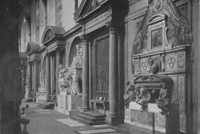 Firenze, S Crocen kirkko, Oikean käytävän muistomerkit (valkoinen kuva) tekijältä Italian Photographer