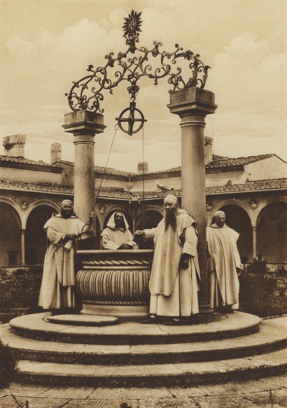 Firenze / Firenze: Firenzen ympäristö, Certosa, Suuren luostarin kaivo (valkoinen kuva) tekijältä Italian Photographer