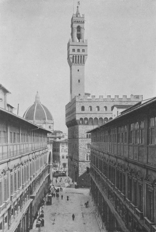 Firenze, Uffizi-galleria ja Palazzo Vecchio (valkoinen kuva) tekijältä Italian Photographer