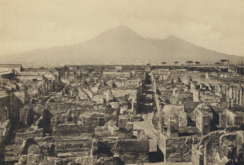 Napoli: Pompei, Panorama Col. Vesuvius (m/w kuva) tekijältä Italian Photographer