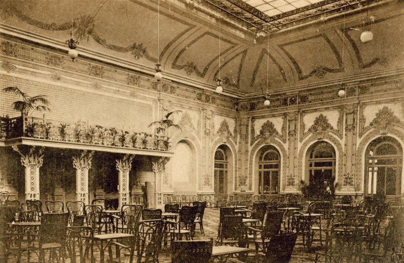 San Remo, Casino Municipale, Talvipuutarha (valkoinen kuva) tekijältä Italian Photographer