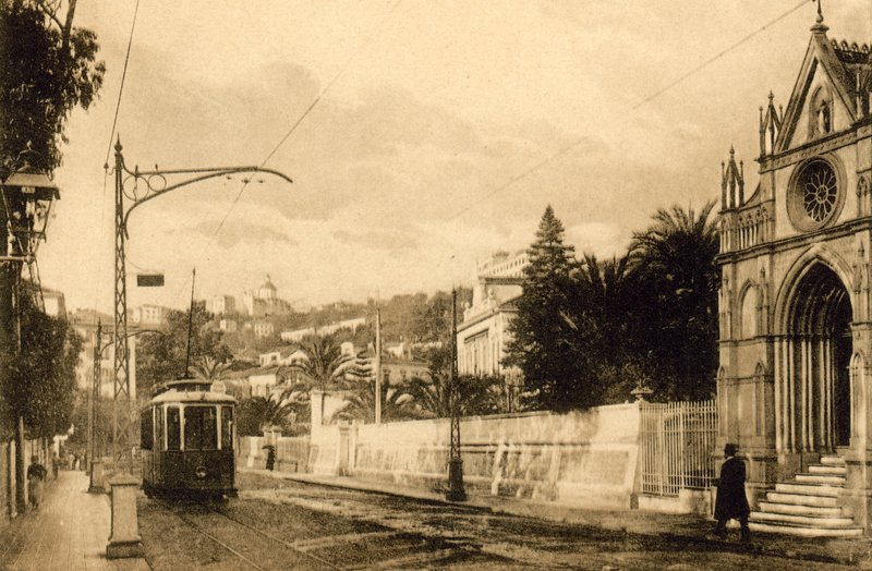 Sanremo, Corso Cavallotti (valkoinen kuva) tekijältä Italian Photographer