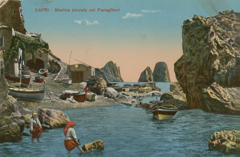 Pieni venesatama ja Faraglioni, Capri. Vuonna 1913 lähetetty postikortti. tekijältä Italian Photographer