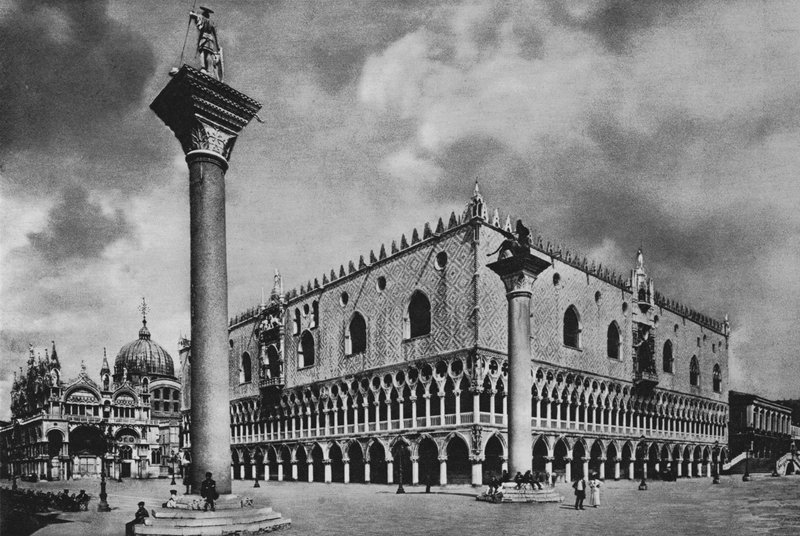 Venetsia, Dogen palatsi (valkoinen kuva) tekijältä Italian Photographer