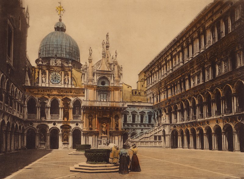 Venetsia / Venetsia: Dogen palatsin sisäpiha (värillinen kuva) tekijältä Italian Photographer
