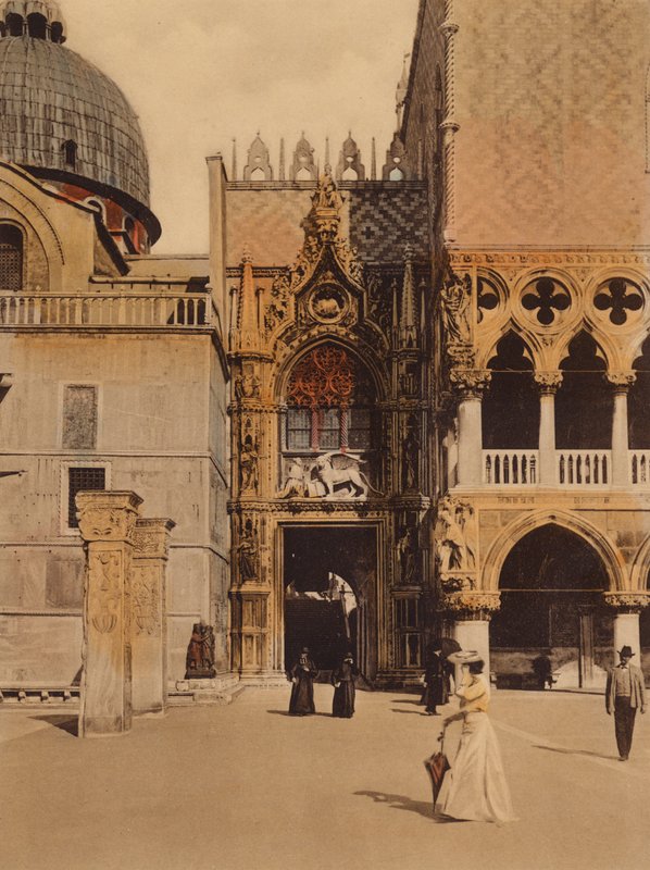 Venetsia / Venice: Porta della Carta (värillinen kuva) tekijältä Italian Photographer