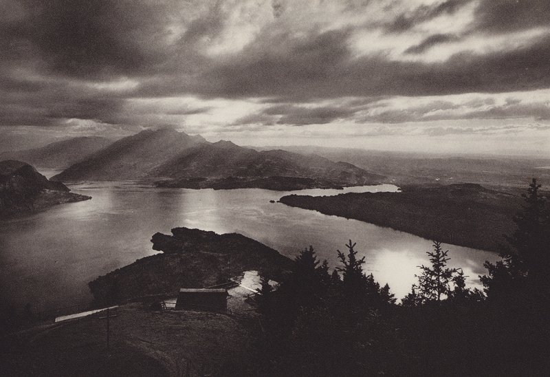 Rigi Kaltbad, iltatunnelma näkymällä Känzelistä (m/w kuva) tekijältä Jean Gaberell