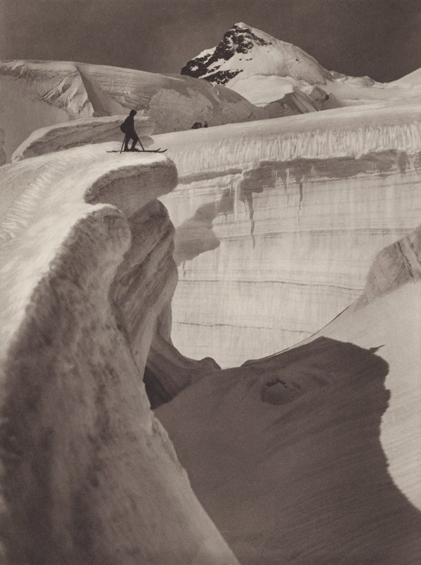 Sveitsi: Jungfrau, Glacier Labyrinth, Rottalhorn taustalla (m/w kuva) tekijältä Jean Gaberell