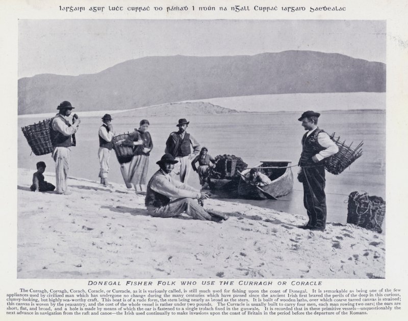 Donegal Fisher Folk, joka käyttää Curraghia tai Coraclea (m/w kuva) tekijältä Karl Karlovich Piratsky