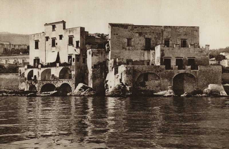 Italia: Ischia Pontessa (m/w kuva) tekijältä Kurt Hielscher