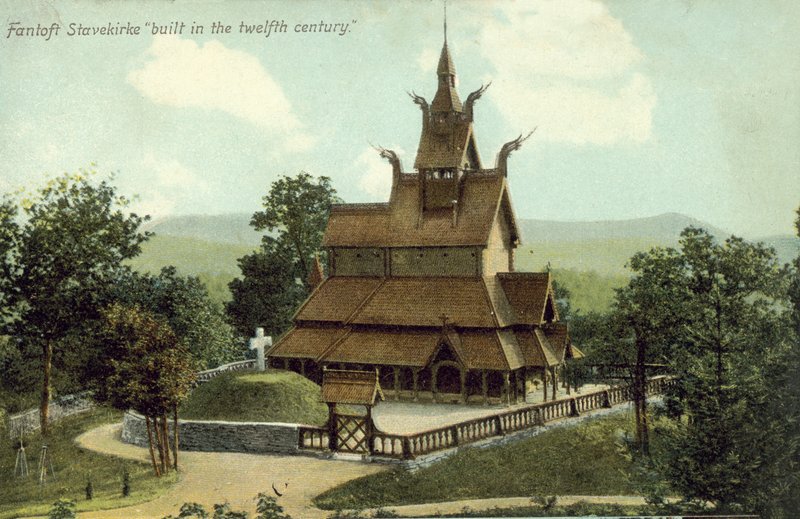 Fantoft Stavkirke, rakennettu 1100-luvulla tekijältä Norwegian Photographer