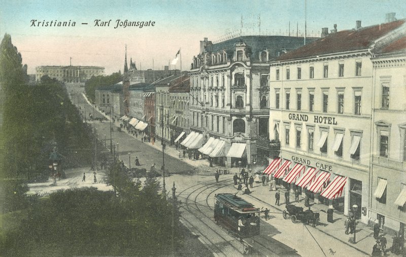 Kristiania (Oslossa), Norja, Karl Johans Gate tekijältä Norwegian Photographer