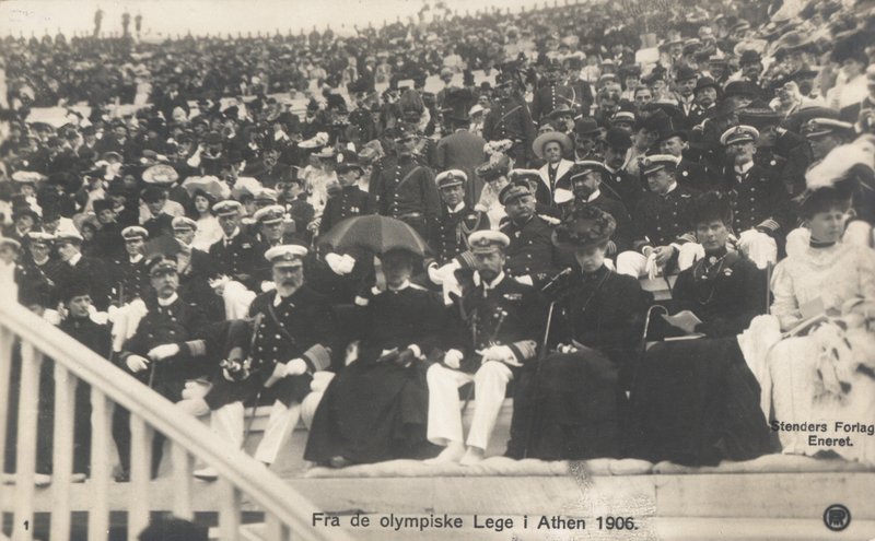 Arvohenkilöt katsomassa vuoden 1906 olympialaisia, Ateena tekijältä Norwegian Photographer
