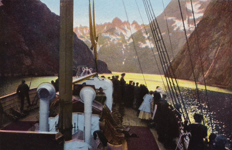 Norge / Norja: Troldfjord (värillinen kuva) tekijältä Norwegian Photographer