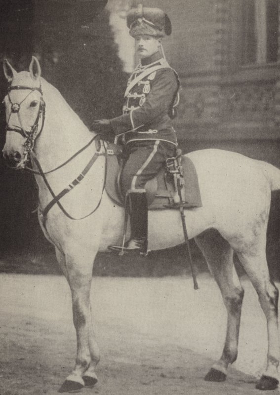 Gustav Krupp von Bohlen, Kruppin teollisuusimperiumin omistajan Berthe Kruppin aviomies (m/v kuva) tekijältä Photographer German